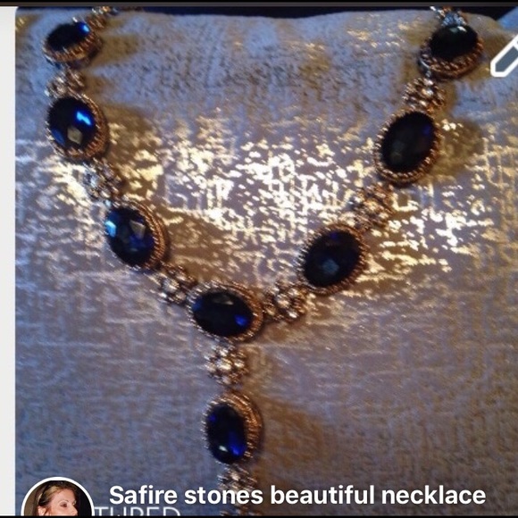 Safire stones beautiful necklace - Picture 2 of 2